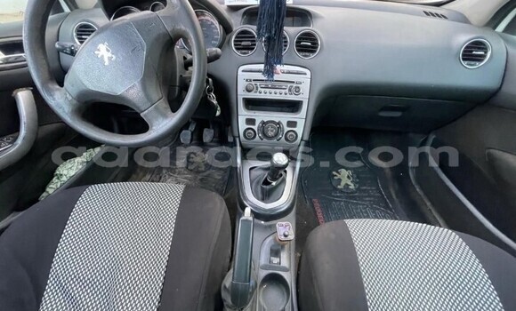 Acheter Occasion Voiture Peugeot 308 Blanc à Dakar, Dakar Acheter Occasion Voiture Peugeot 308 Blanc à Dakar, Dakar