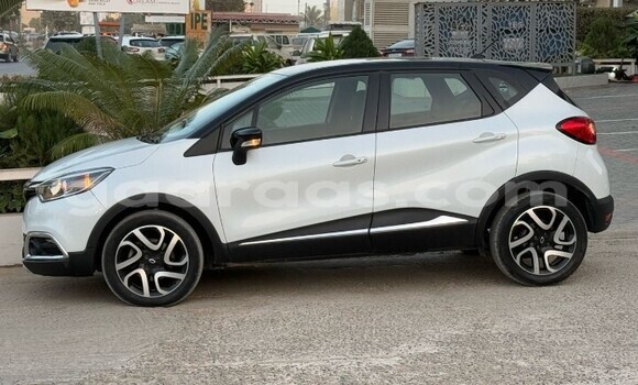 Dieundeu Occasion Renault Samsung Qm3 White Auto in Dakar in Dakar Dieundeu Occasion Renault Samsung Qm3 White Auto in Dakar in Dakar