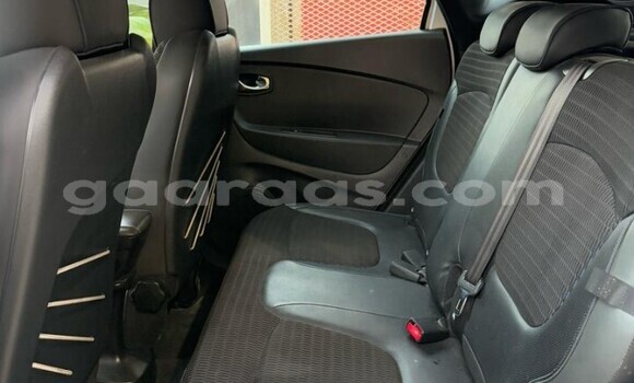 Dieundeu Occasion Renault Samsung Qm3 White Auto in Dakar in Dakar Dieundeu Occasion Renault Samsung Qm3 White Auto in Dakar in Dakar