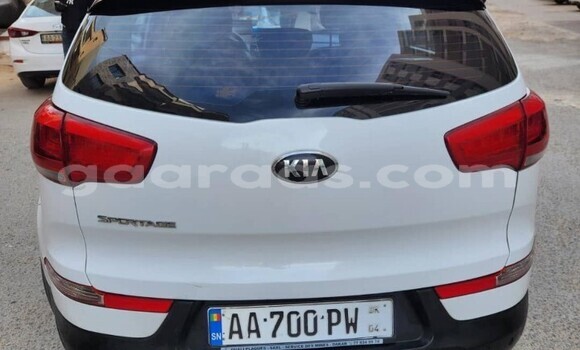 Acheter Occasion Voiture Kia Sportage Blanc à Dakar, Dakar Acheter Occasion Voiture Kia Sportage Blanc à Dakar, Dakar