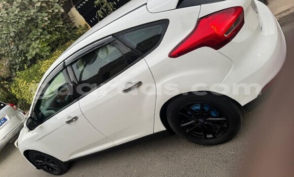 Acheter Occasion Voiture Ford Focus Blanc à Dakar, Dakar Acheter Occasion Voiture Ford Focus Blanc à Dakar, Dakar