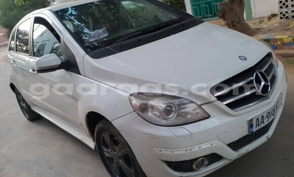 Dieundeu Occasion Mercedes‒Benz A–Class White Auto in Dakar in Dakar Dieundeu Occasion Mercedes‒Benz A–Class White Auto in Dakar in Dakar