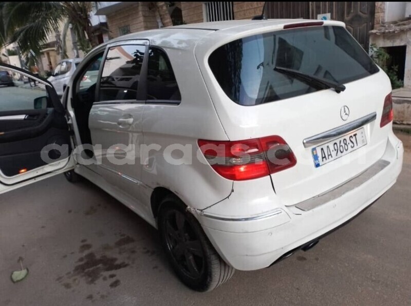 Big with watermark mercedes benz a class dakar dakar 28996