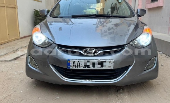 Dieundeu Occasion Hyundai Avante Silver Auto in Dakar in Dakar