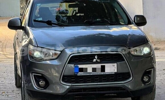 Buy Used Mitsubishi Outlander Silver Car in Dakar in Dakar Buy Used Mitsubishi Outlander Silver Car in Dakar in Dakar