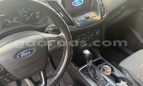 Acheter Occasion Voiture Ford Escape Autre à Dakar, Dakar Acheter Occasion Voiture Ford Escape Autre à Dakar, Dakar