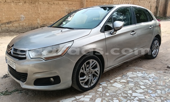 Acheter Occasion Voiture Citroen C4 Gris à Thiès, Région de Thiès Acheter Occasion Voiture Citroen C4 Gris à Thiès, Région de Thiès