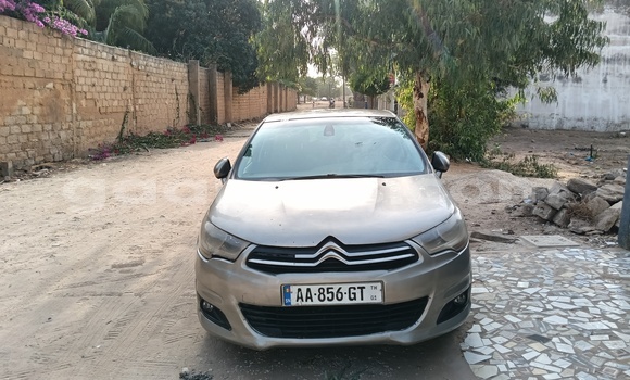Acheter Occasion Voiture Citroen C4 Gris à Thiès, Région de Thiès Acheter Occasion Voiture Citroen C4 Gris à Thiès, Région de Thiès
