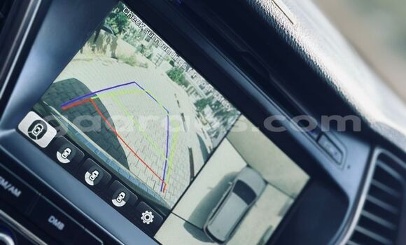 Buy Import Hyundai Maxcruz Silver Car in Dakar in Dakar Buy Import Hyundai Maxcruz Silver Car in Dakar in Dakar