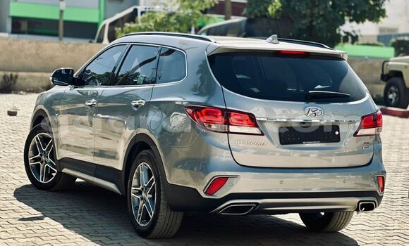 Buy Import Hyundai Maxcruz Silver Car in Dakar in Dakar Buy Import Hyundai Maxcruz Silver Car in Dakar in Dakar