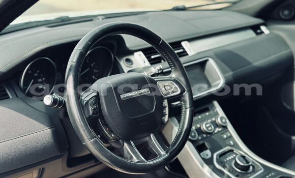 Buy Import Range Rover Evoque White Car in Dakar in Dakar Buy Import Range Rover Evoque White Car in Dakar in Dakar