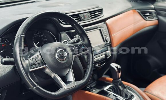 Buy Import Nissan Rogue Black Car in Dakar in Dakar Buy Import Nissan Rogue Black Car in Dakar in Dakar
