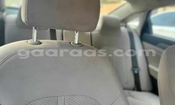 Dieundeu Occasion Hyundai Sonata Blue Auto in Dakar in Dakar Dieundeu Occasion Hyundai Sonata Blue Auto in Dakar in Dakar