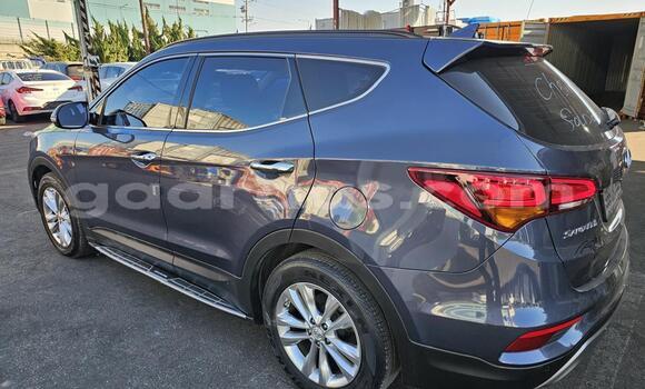 Dieundeu Imported Hyundai Santa Fe Silver Auto in Dakar in Dakar Dieundeu Imported Hyundai Santa Fe Silver Auto in Dakar in Dakar