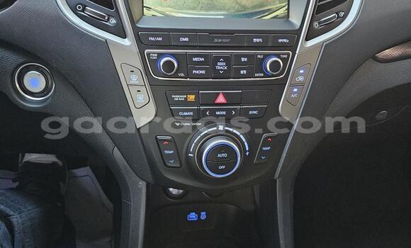 Dieundeu Imported Hyundai Santa Fe Silver Auto in Dakar in Dakar Dieundeu Imported Hyundai Santa Fe Silver Auto in Dakar in Dakar