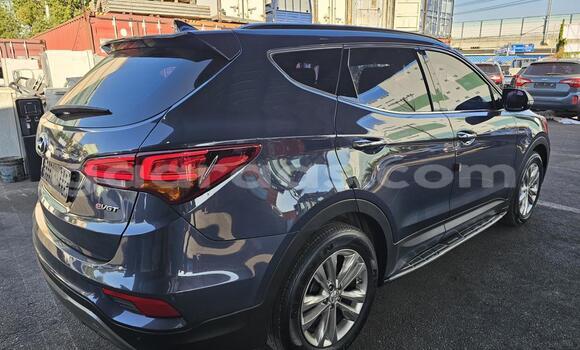 Dieundeu Imported Hyundai Santa Fe Silver Auto in Dakar in Dakar Dieundeu Imported Hyundai Santa Fe Silver Auto in Dakar in Dakar