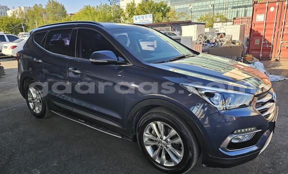 Dieundeu Imported Hyundai Santa Fe Silver Auto in Dakar in Dakar Dieundeu Imported Hyundai Santa Fe Silver Auto in Dakar in Dakar