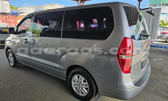 Dieundeu Imported Hyundai Starex Beige Auto in Dakar in Dakar Dieundeu Imported Hyundai Starex Beige Auto in Dakar in Dakar