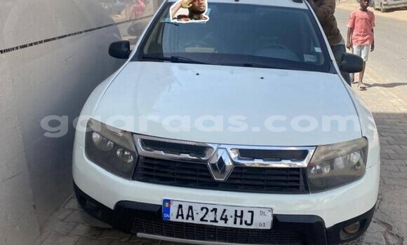 Dieundeu Occasion Renault Duster White Auto in Dakar in Dakar Dieundeu Occasion Renault Duster White Auto in Dakar in Dakar