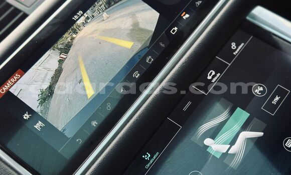 Acheter Import Voiture Land Rover Range Rover Sport Noir à Dakar, Dakar Acheter Import Voiture Land Rover Range Rover Sport Noir à Dakar, Dakar