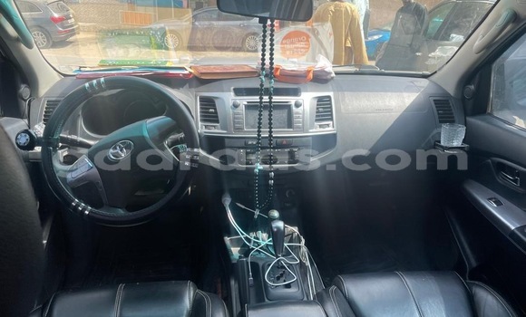 Acheter Occasion Voiture Toyota Hilux Gris à Dakar, Dakar Acheter Occasion Voiture Toyota Hilux Gris à Dakar, Dakar