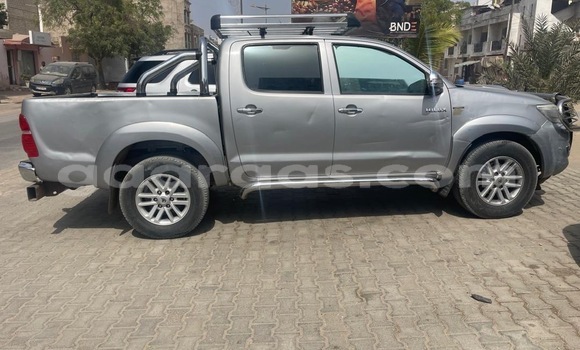 Acheter Occasion Voiture Toyota Hilux Gris à Dakar, Dakar Acheter Occasion Voiture Toyota Hilux Gris à Dakar, Dakar
