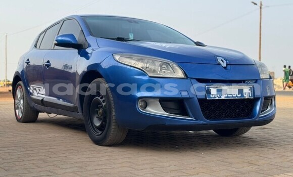 Buy Used Renault Megane Blue Car in Dakar in Dakar Buy Used Renault Megane Blue Car in Dakar in Dakar