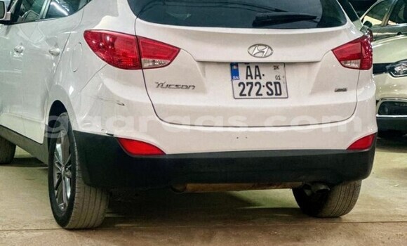 Acheter Occasion Voiture Hyundai Tucson Blanc à Dakar, Dakar Acheter Occasion Voiture Hyundai Tucson Blanc à Dakar, Dakar