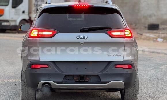 Buy Import Jeep Cherokee Silver Car in Dakar in Dakar Buy Import Jeep Cherokee Silver Car in Dakar in Dakar