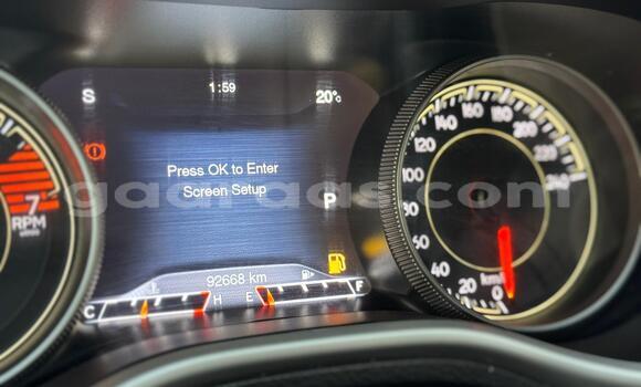 Buy Import Jeep Cherokee Silver Car in Dakar in Dakar Buy Import Jeep Cherokee Silver Car in Dakar in Dakar