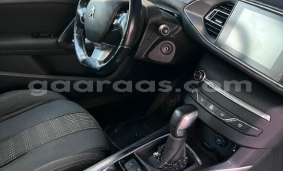 Buy Used Peugeot 308 White Car in Dakar in Dakar Buy Used Peugeot 308 White Car in Dakar in Dakar