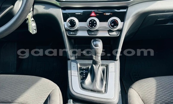 Buy Used Hyundai Elantra White Car in Dakar in Dakar Buy Used Hyundai Elantra White Car in Dakar in Dakar