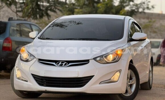 Buy Used Hyundai Avante White Car in Dakar in Dakar Buy Used Hyundai Avante White Car in Dakar in Dakar