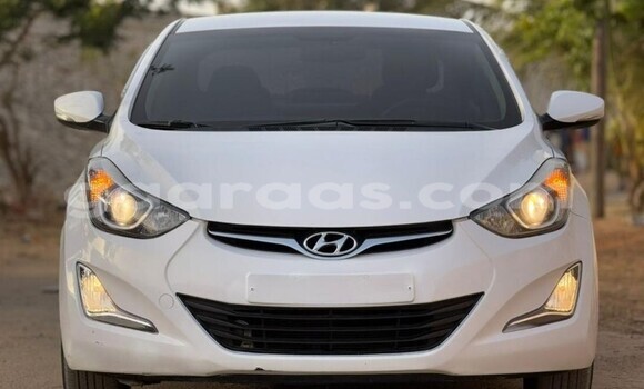 Buy Used Hyundai Avante White Car in Dakar in Dakar Buy Used Hyundai Avante White Car in Dakar in Dakar