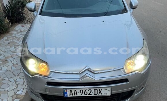 Dieundeu Occasion Citroen C5 Silver Auto in Dakar in Dakar Dieundeu Occasion Citroen C5 Silver Auto in Dakar in Dakar