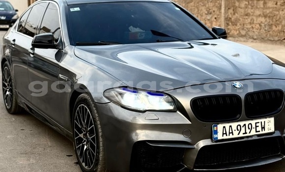 Dieundeu Occasion BMW 5–Series Silver Auto in Dakar in Dakar Dieundeu Occasion BMW 5–Series Silver Auto in Dakar in Dakar