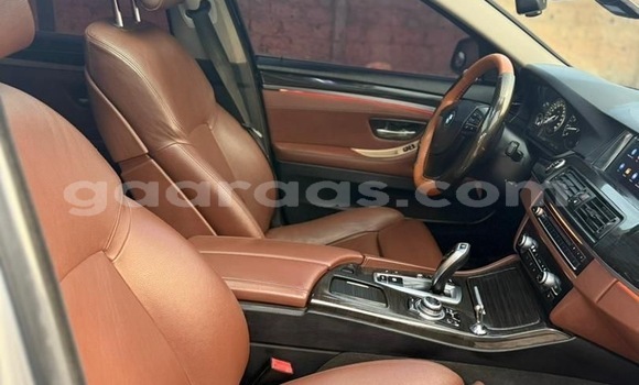 Dieundeu Occasion BMW 5–Series Silver Auto in Dakar in Dakar Dieundeu Occasion BMW 5–Series Silver Auto in Dakar in Dakar