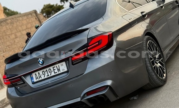 Dieundeu Occasion BMW 5–Series Silver Auto in Dakar in Dakar Dieundeu Occasion BMW 5–Series Silver Auto in Dakar in Dakar