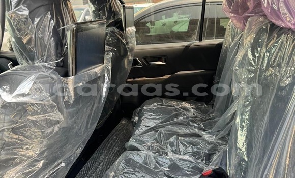 Acheter Occasion Voiture Toyota Land Cruiser Noir à Dakar, Dakar Acheter Occasion Voiture Toyota Land Cruiser Noir à Dakar, Dakar