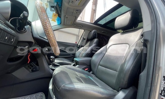 Acheter Occasion Voiture Hyundai Santa Fe Gris à Dakar, Dakar Acheter Occasion Voiture Hyundai Santa Fe Gris à Dakar, Dakar