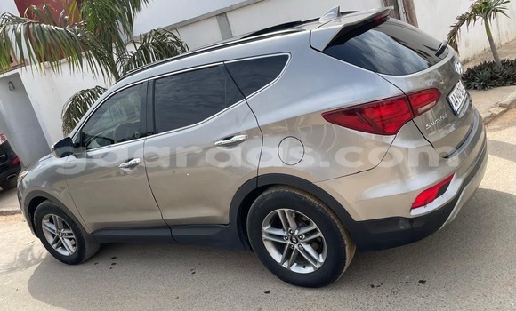 Acheter Occasion Voiture Hyundai Santa Fe Gris à Dakar, Dakar Acheter Occasion Voiture Hyundai Santa Fe Gris à Dakar, Dakar