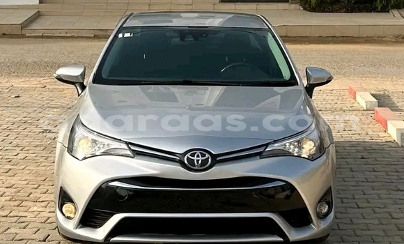 Buy Used Toyota Avensis White Car in Dakar in Dakar Buy Used Toyota Avensis White Car in Dakar in Dakar