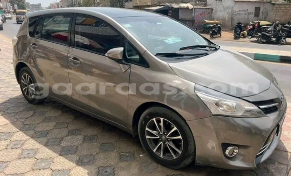 Buy Used Toyota Verso Other Car in Dakar in Dakar Buy Used Toyota Verso Other Car in Dakar in Dakar