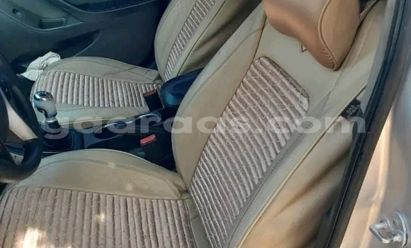 Buy Used Hyundai Elantra White Car in Dakar in Dakar Buy Used Hyundai Elantra White Car in Dakar in Dakar