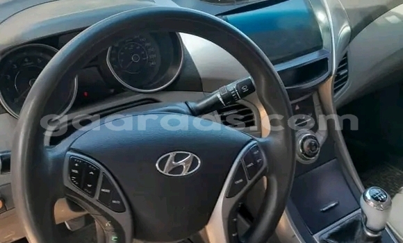 Buy Used Hyundai Elantra White Car in Dakar in Dakar Buy Used Hyundai Elantra White Car in Dakar in Dakar