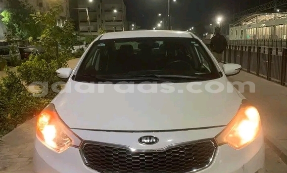 Buy Used Kia Forte White Car in Dakar in Dakar Buy Used Kia Forte White Car in Dakar in Dakar