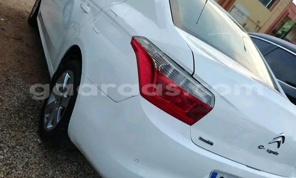 Buy Used Citroen E-Mehari White Car in Dakar in Dakar Buy Used Citroen E-Mehari White Car in Dakar in Dakar