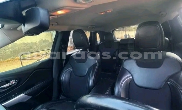 Acheter Occasion Voiture Jeep Grand Cherokee Noir à Dakar, Dakar Acheter Occasion Voiture Jeep Grand Cherokee Noir à Dakar, Dakar