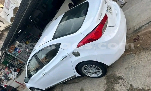 Acheter Occasion Voiture Hyundai Avante Blanc à Dakar, Dakar Acheter Occasion Voiture Hyundai Avante Blanc à Dakar, Dakar