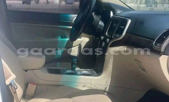 Acheter Occasion Voiture Jeep Grand Cherokee Blanc à Dakar, Dakar Acheter Occasion Voiture Jeep Grand Cherokee Blanc à Dakar, Dakar